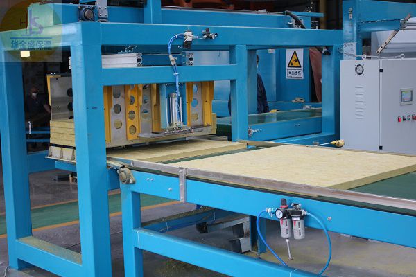 洛陽市新型巖棉板廠